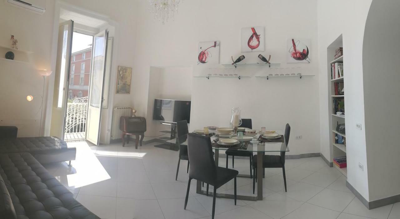 Reggiahome Apartment Caserta Zewnętrze zdjęcie